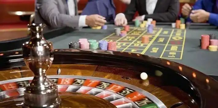Giao diện nền tảng xoso888 hiển thị các trò chơi thể thao và casino trực tuyến